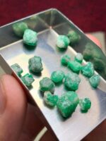 Natural Beauty: 31.25ct Emerald Lot from Swat Valley, Pakistan - Image 4
