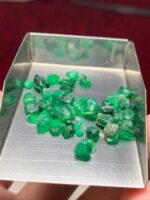 22.49-Carat Swat Emerald Rough Lot: Untouched Beauty from the Valley of Gems - Image 8
