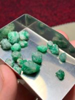 Natural Beauty: 31.25ct Emerald Lot from Swat Valley, Pakistan - Image 5