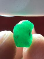 Discover Natural Beauty: 3.45ct Emerald Crystal from Swat Valley - Image 5