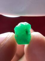Discover Natural Beauty: 3.45ct Emerald Crystal from Swat Valley - Image 6