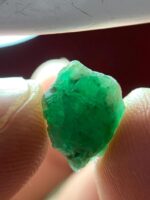 Pure from the Peaks: 5.15ct Swat Emerald Crystal in Natural Green Glory - Image 9