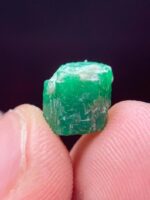Emerald Geometry 4.375ct Swat Crystal with Bold Color & Balance and colour - Image 5