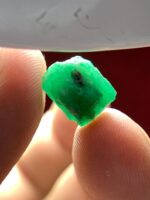 6.21ct Swat Emerald Crystal – Natural Green Elegance from Pakistan - Image 3