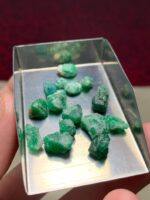Swat Valley Emeralds: Stunning 33.45 Carat Lot of Raw Gems - Image 8