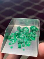 27.06ct Swat Emerald Rough – A Compact Lot of Vivid Green Crystals - Image 7