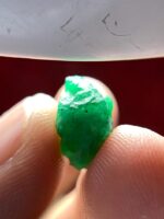 6.21ct Swat Emerald Crystal – Natural Green Elegance from Pakistan - Image 7