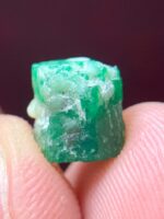Emerald Geometry 4.375ct Swat Crystal with Bold Color & Balance and colour - Image 9