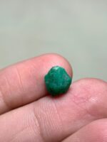 Brilliant 3.65 ct Emerald Crystal from Swat (9.83 × 9.10 × 5.12 mm) – A Natural Treasure - Image 3