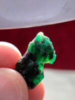 17.20 Carat Emerald Crystal from Swat, Pakistan – Natural Untreated Green Beryl Specimen - Image 2