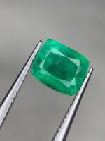 1.17ct Cushion Cut Panjshir Emerald – A Rare Blend of Elegance and Origin - Image 3