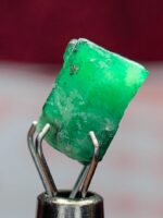 3.11ct Swat Emerald Crystal – Rich Green in a Bold Natural Form (5.63 x 8.41 x 7.80mm) - Image 6