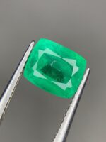 1.17ct Cushion Cut Panjshir Emerald – A Rare Blend of Elegance and Origin - Image 6
