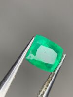 1.17ct Cushion Cut Panjshir Emerald – A Rare Blend of Elegance and Origin - Image 7