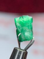 3.11ct Swat Emerald Crystal – Rich Green in a Bold Natural Form (5.63 x 8.41 x 7.80mm) - Image 9