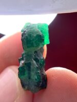 17.20 Carat Emerald Crystal from Swat, Pakistan – Natural Untreated Green Beryl Specimen - Image 9