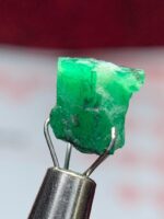 3.11ct Swat Emerald Crystal – Rich Green in a Bold Natural Form (5.63 x 8.41 x 7.80mm) - Image 10