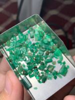 Captivating 30.55 ct Panjshir Emerald Rough — A Raw Gem from Afghanistan - Image 5