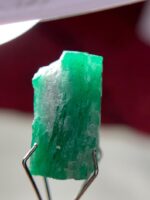Untamed Elegance: 13.45ct Swat Emerald Crystal with Vivid Natural Color - Image 5