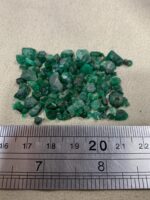 Distinctive 55.55ct Swat Emerald Rough Lot - Image 9