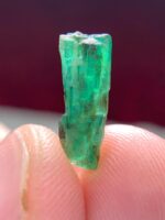 2.10ct Swat Emerald Crystal – Natural Beauty in Precision Cut (15.55 × 5.65 × 3.88 mm) - Image 4