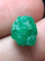 6.88ct Rough Emerald – Swat Valley, Natural Uncut Crystal - Image 8
