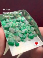 Swat Emerald Rough Lot: 44.71 ct Natural Green Crystals