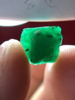 4.95ct Swat Emerald Crystal – Museum-Grade Natural Stone with Exceptional Structure - Image 5