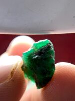 6.15 Carat Natural Emerald Crystal from Swat, Pakistan – Untreated Green Beryl Gem - Image 7