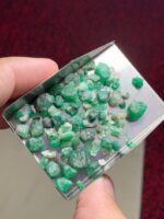 Swat Emerald Rough Lot: 44.71 ct Natural Green Crystals - Image 2