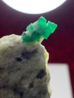 85.10ct Swat Emerald Specimen – A Fine Natural Crystal with Striking Color - Image 6