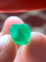 The Allure of a Swat Valley Emerald: 4.47 ct of Mesmerizing Green - Image 7