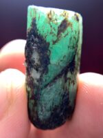 Monumental Green: 38.50 Carat Emerald Crystal from Laghman, Afghanistan - Image 6