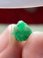 The 2.81-Carat Swat Emerald Crystal: A Gem of Pakistan’s Swat Valley - Image 3