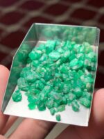 52.10 Carat Swat Emerald Rough Lot: Thick Crystals Built for Bold Emerald Cuts - Image 11