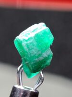 The 2.16-Carat Wonder: Swat Emerald Crystal with Striking Dimensions - Image 4