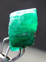 The 2.16-Carat Wonder: Swat Emerald Crystal with Striking Dimensions - Image 7