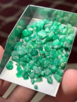 52.10 Carat Swat Emerald Rough Lot: Thick Crystals Built for Bold Emerald Cuts - Image 7