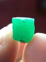 Untouched Majesty: A 5.34ct Emerald Crystal from Swat Valley - Image 4