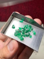 15.40ct Emerald Rough Lot – Pure Swat Valley Origins - Image 4