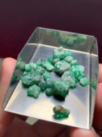 34.05ct Swat Emerald Rough Lot – Vibrant Natural Crystal with Strong Presence - Image 9