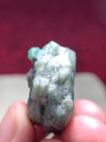 145.5ct Swat Emerald Specimen – Massive Natural Crystal with Exceptional Dimensions - Image 8