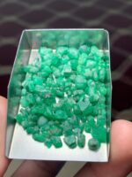 Precision in the Rough: 53.15 ct Emerald Lot from Swat Valley - Image 3