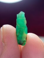 2.70 Carat Emerald Crystal from Swat, Pakistan – Natural Untreated Green Beryl - Image 5