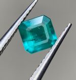 0.40 ct Green Hauyne Gemstone: Square Cut Rare Stone - Image 6