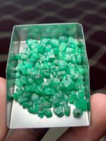 Precision in the Rough: 53.15 ct Emerald Lot from Swat Valley - Image 7