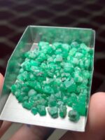Precision in the Rough: 53.15 ct Emerald Lot from Swat Valley - Image 11