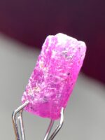 Exploring the Potential of a 4.335ct African Ruby Crystal: 10.98 x 5.50 x 5.13mm - Image 5