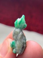 Discover the Impressive 43.30ct Emerald Specimen: 29.97 x 21.86 x 12.23mm - Image 7