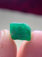 3.75ct Emerald Crystal from Swat – Compact Power with Brilliant Green Clarity - Image 2